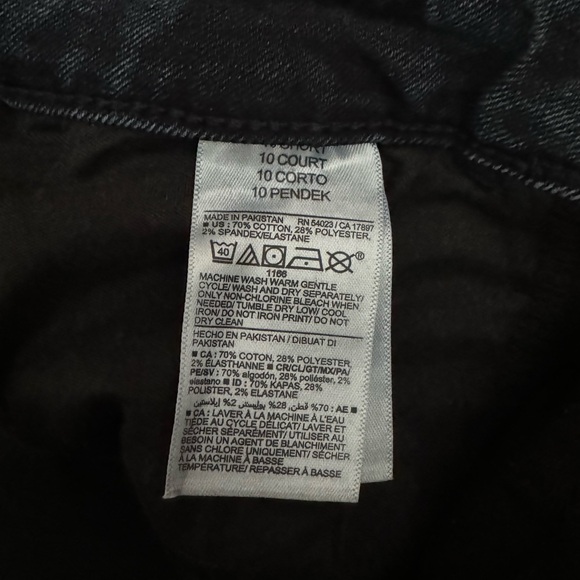 Old Navy High-Rise Rockstar Super Skinny Jeans - Picture 4 of 6